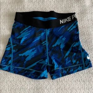Small Nike 3” Compression Shorts/Spandex